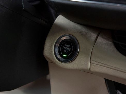 Used 2023 Buick Envision Preferred image 22