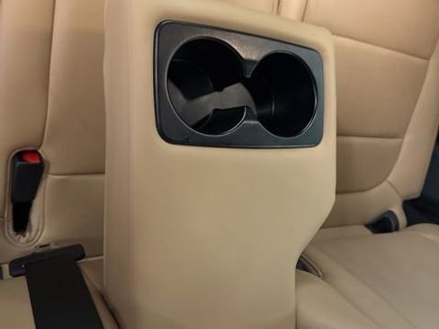 Used 2023 Lincoln Corsair Reserve image 22