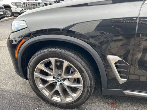 Used 2025 BMW X5 xDrive40i w/ Premium Package image 7