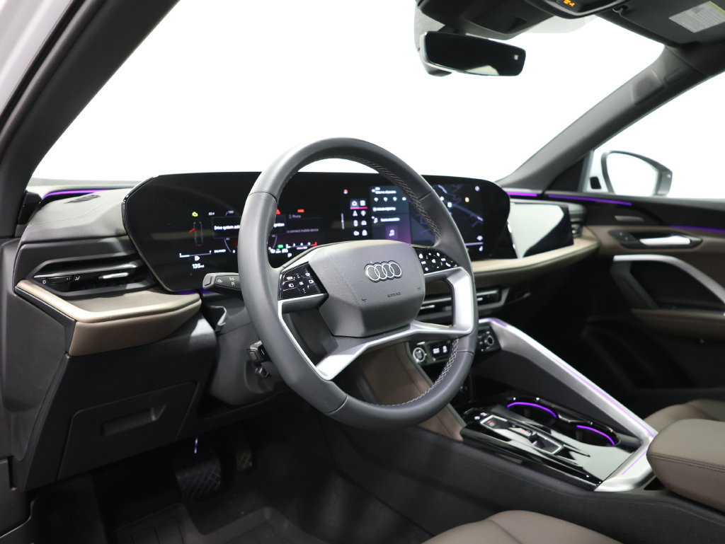 Certified 2025 Audi Q5 Premium w/ Premium Plus AWD/4WD image 15