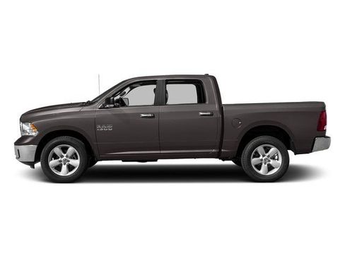 Used 2017 RAM 1500 Big Horn AWD/4WD image 3