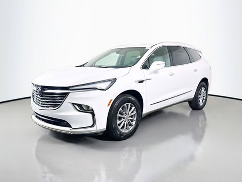 Used 2024 Buick Enclave Premium AWD/4WD image 4