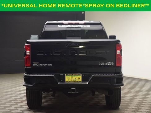 Used 2022 Chevrolet Silverado 2500 High Country AWD/4WD image 9