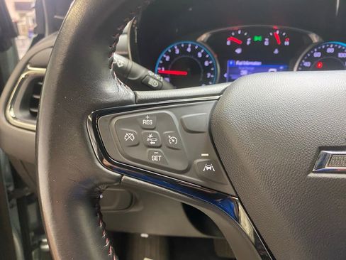 Used 2022 Chevrolet Equinox RS image 18