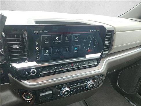 Certified 2025 GMC Sierra 1500 SLT AWD/4WD image 18