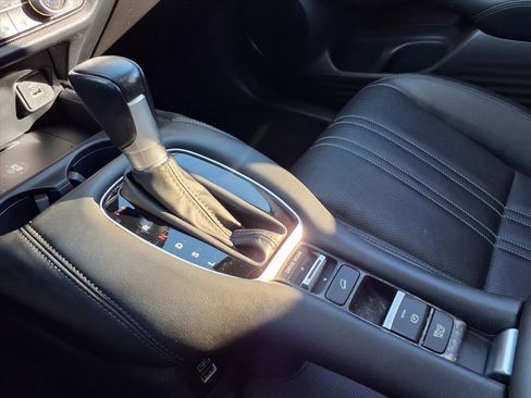 Certified 2023 Honda HR-V EX-L image 12