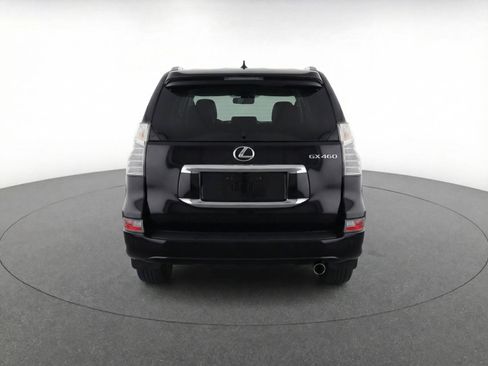 Used 2022 Lexus GX 460 Premium w/ Premium Package image 7