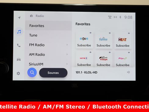 Used 2023 Toyota RAV4 XLE Premium image 19