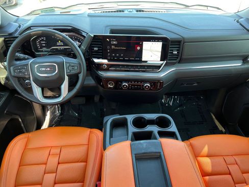 Used 2024 GMC Sierra 1500 Elevation AWD/4WD image 22