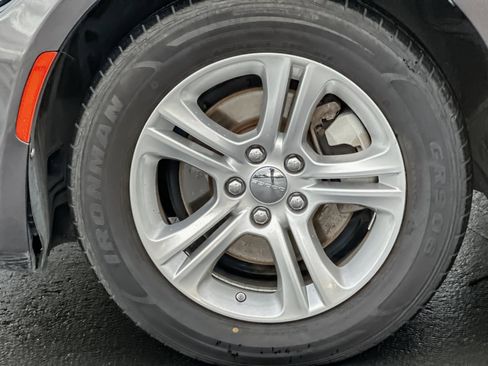 Used 2022 Dodge Charger SXT image 24
