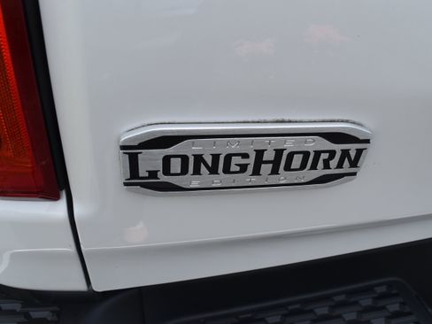 Used 2025 RAM 1500 Limited w/ Off Road Group AWD/4WD image 10