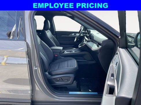 New 2026 Ford Explorer ST-Line AWD/4WD image 15