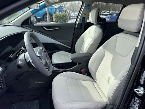 New 2026 Kia Niro EX image 13