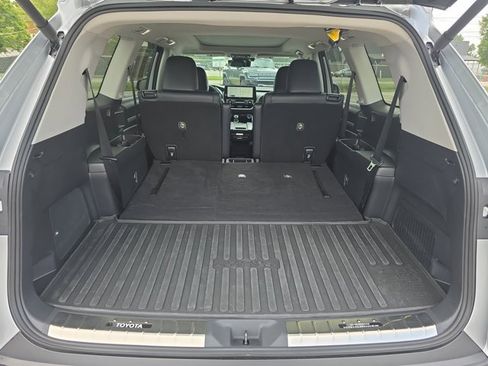 Used 2024 Toyota Grand Highlander Platinum image 14
