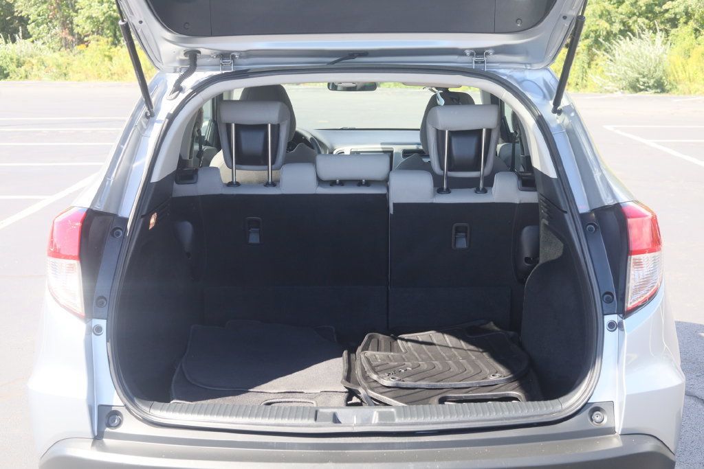 Used 2021 Honda HR-V EX image 28