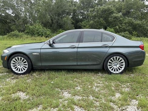 Used 2011 BMW 528i Sedan RWD image 2