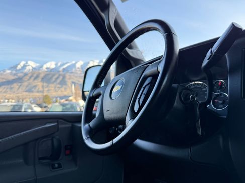 Used 2023 Chevrolet Express 2500 w/ Driver Convenience Package image 9