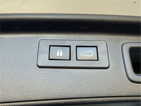 Used 2020 Subaru Forester Touring w/ Popular Package #2 AWD/4WD image 17