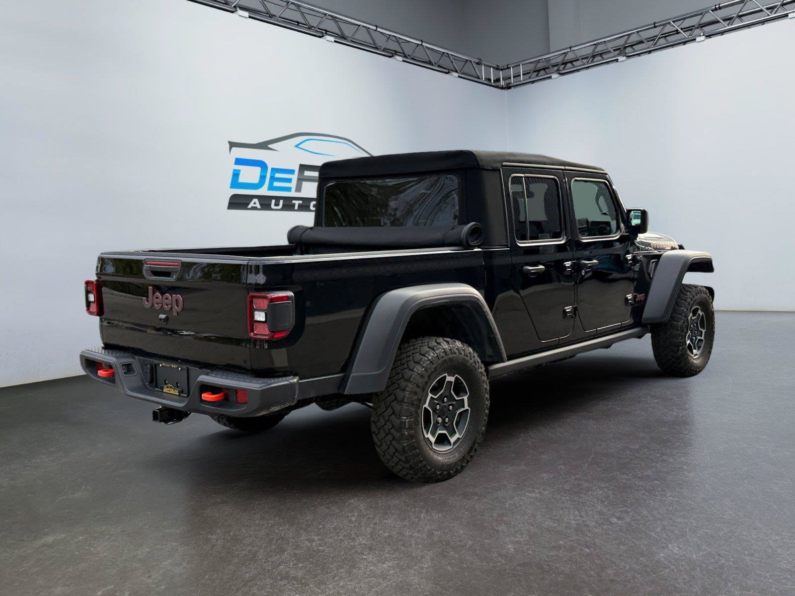 Used 2022 Jeep Gladiator Mojave w/ Dual Top Group AWD/4WD image 3