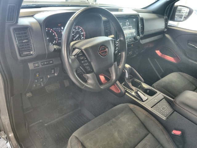 Used 2023 Nissan Frontier PRO-4X w/ Pro Convenience Package AWD/4WD image 14