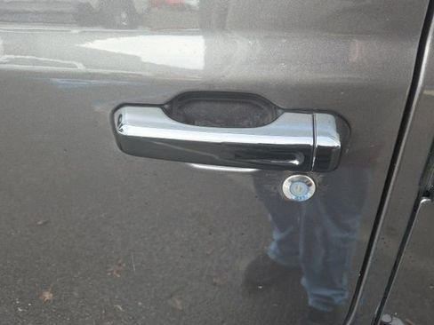 Used 2018 Jeep Wrangler Unlimited Sport S image 17