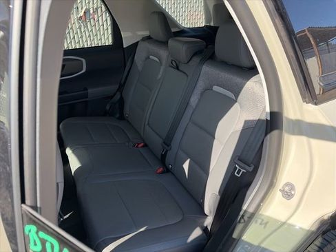 Used 2025 Ford Bronco Sport Badlands image 9