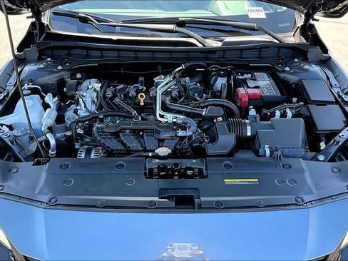 New 2026 Nissan Altima 2.5 SR FWD image 12