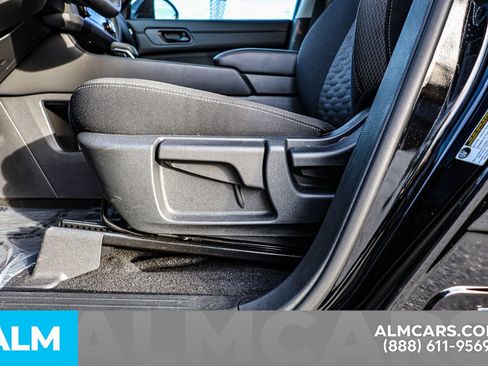 Certified 2025 Nissan Pathfinder S image 22