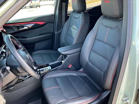 Used 2024 Chevrolet TrailBlazer RS w/ Driver Confidence Package image 23