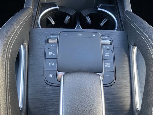 Used 2022 Mercedes-Benz GLE 350 4MATIC image 26