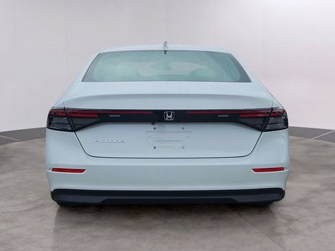 Certified 2023 Honda Accord LX image 5