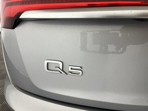 Used 2023 Audi Q5 2.0T Premium Plus w/ Premium Plus Package AWD/4WD image 11