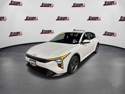 Used 2025 Kia K4 LXS