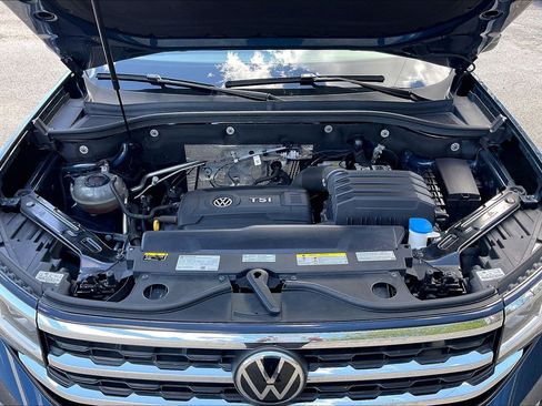 Used 2022 Volkswagen Atlas Cross Sport SE AWD/4WD image 9