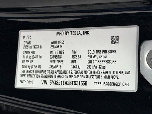 Used 2025 Tesla Model 3 image 21
