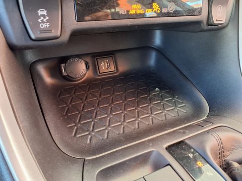 Certified 2024 Toyota RAV4 XLE FWD image 24