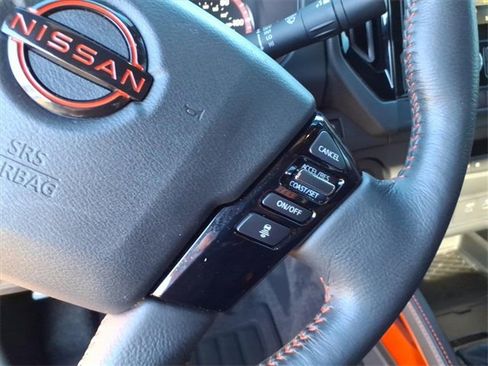 Certified 2025 Nissan Frontier Pro-X image 11