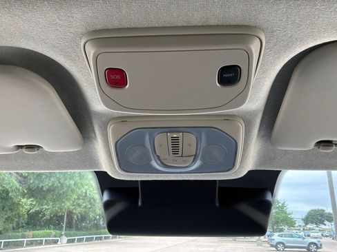 Used 2026 RAM ProMaster 2500 w/ Convenience Group FWD image 16