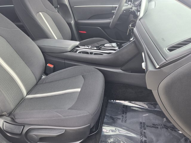 Used 2023 Hyundai Sonata SE FWD image 18