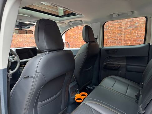 Used 2025 Ford Maverick Tremor image 24