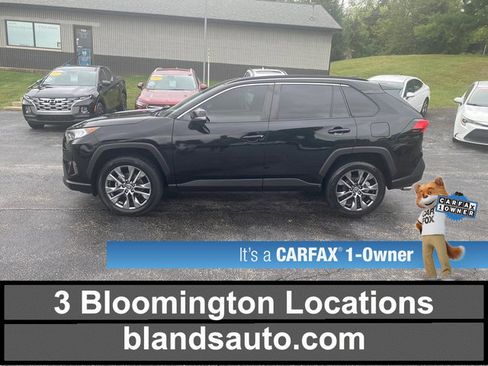 Used 2021 Toyota RAV4 XLE Premium image 1
