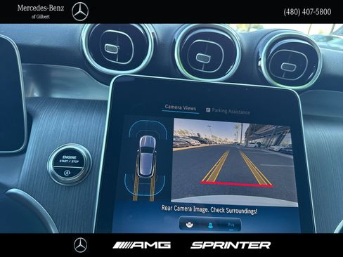 Used 2025 Mercedes-Benz GLC 300 image 23