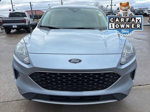 Used 2022 Ford Escape SE image 2