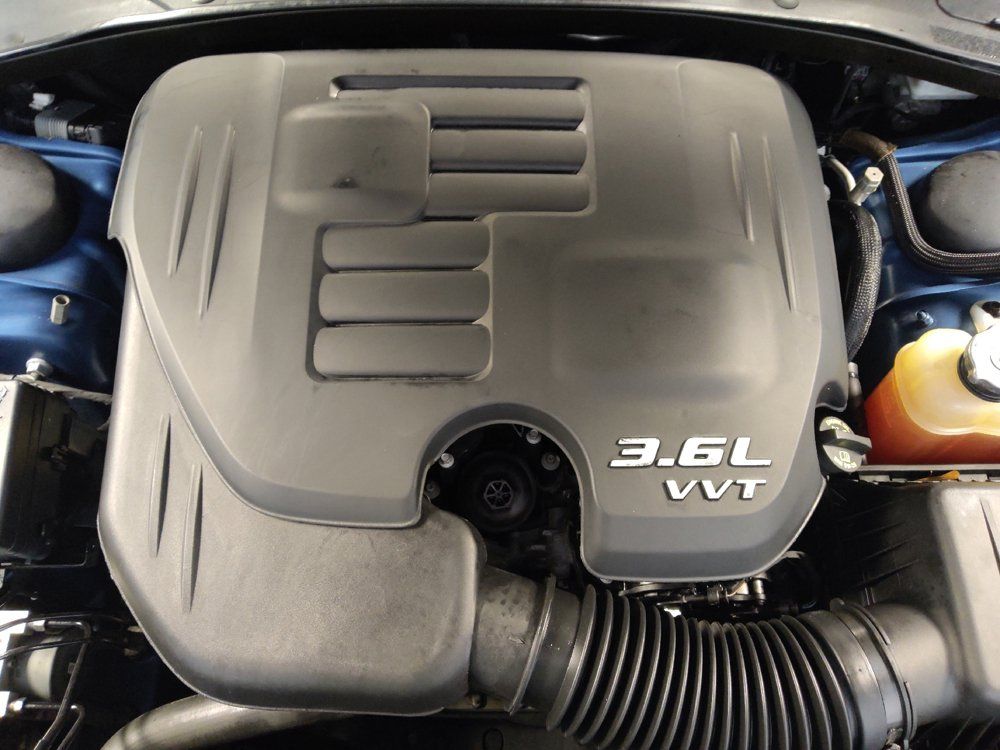 Used 2020 Dodge Charger SXT RWD image 30