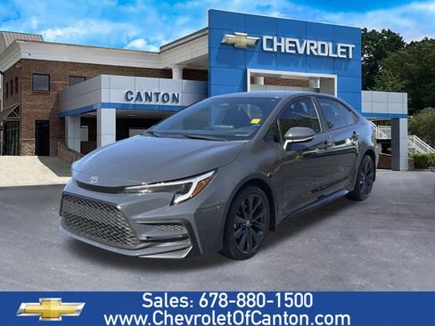 Used 2024 Toyota Corolla XSE image 1