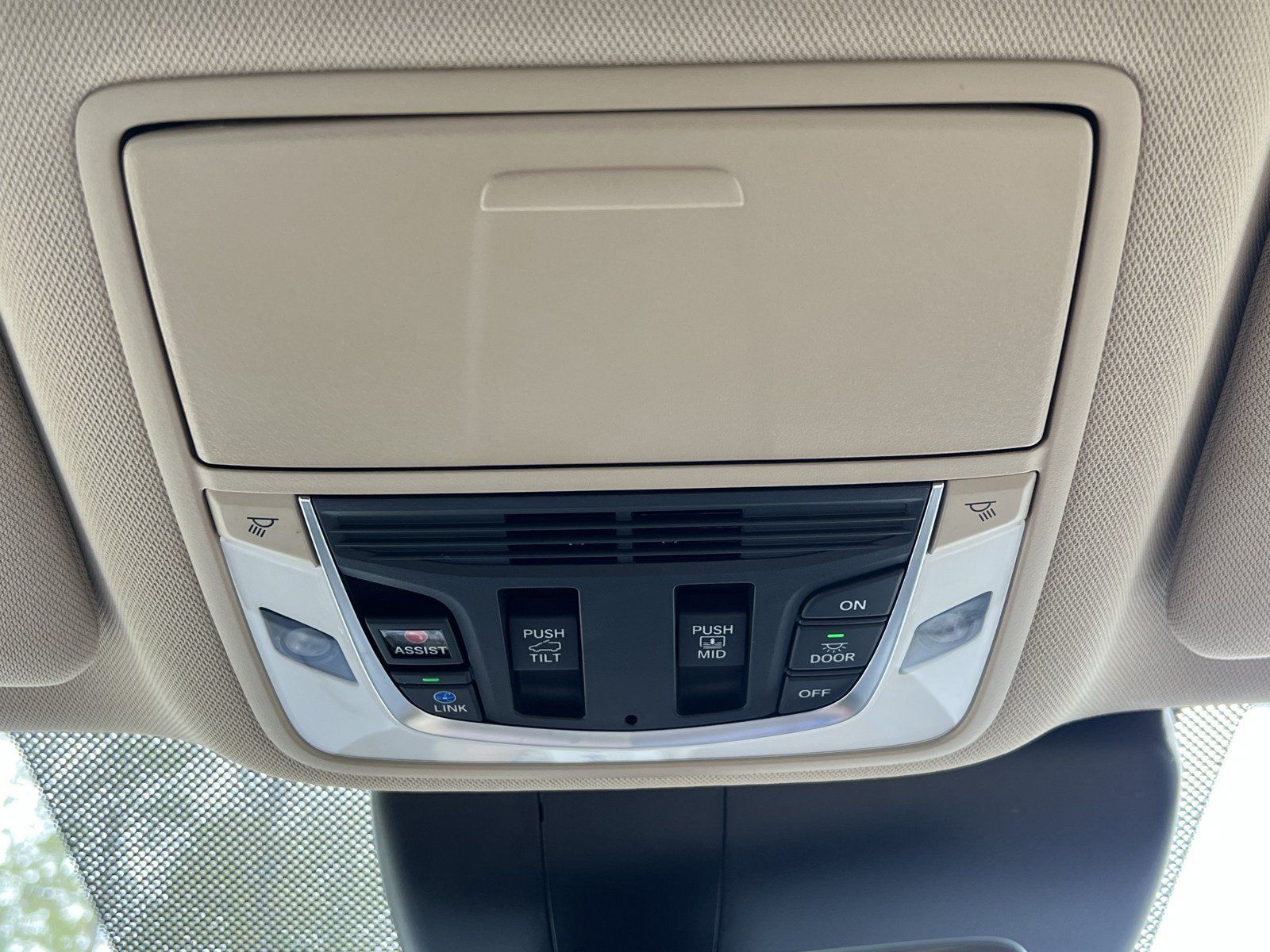 Used 2023 Acura RDX w/ Technology Package FWD image 28
