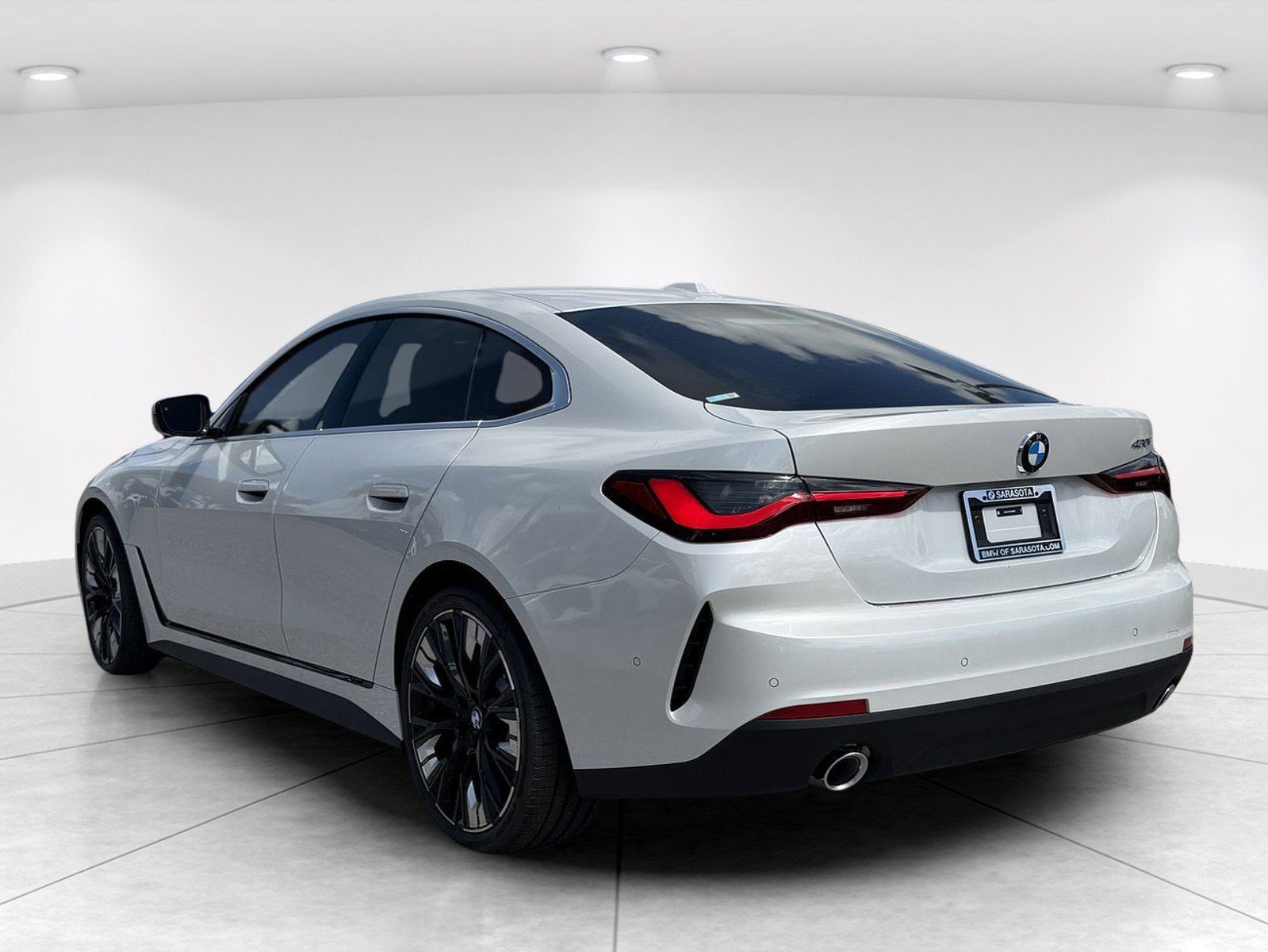 New 2026 BMW 430i w/ Premium Package RWD image 5
