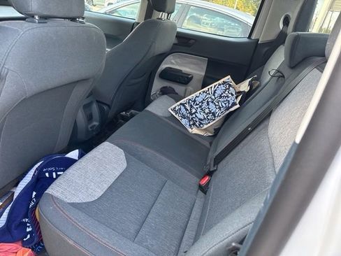 Used 2024 Ford Maverick XLT image 10