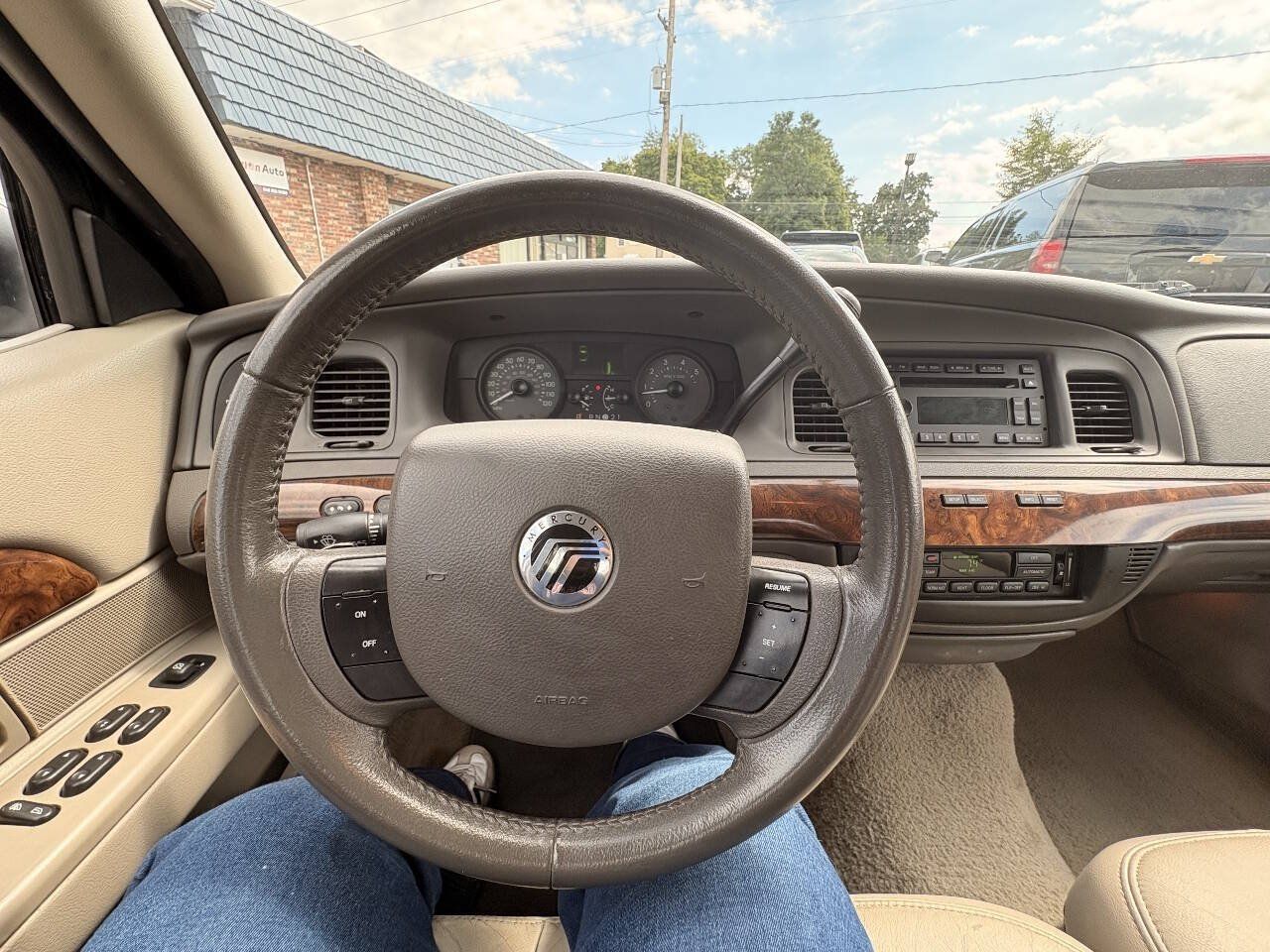 Used 2008 Mercury Grand Marquis LS RWD image 29