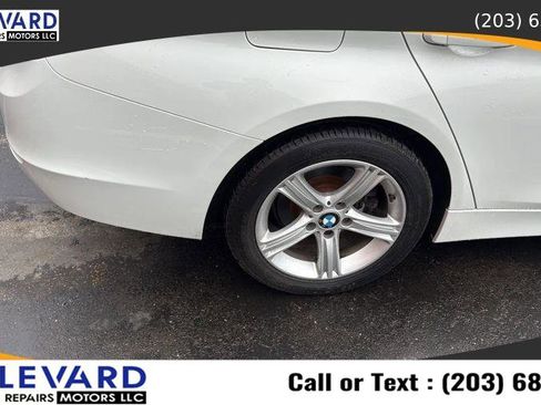 Used 2014 BMW 320i Sedan RWD image 12